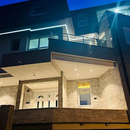 Magic M Apartment Mali Mokri Lug 외부 사진